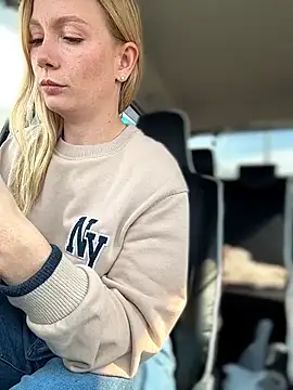 Chatroom XXX en direct de LavenderHot