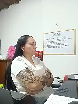 Chat XXX en directo de HealingHoney