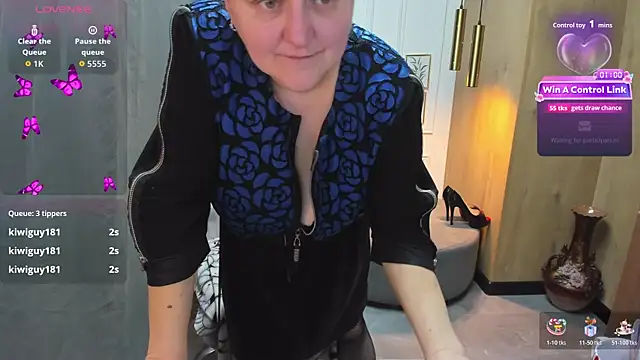 ScarlettSoft live XXX chat