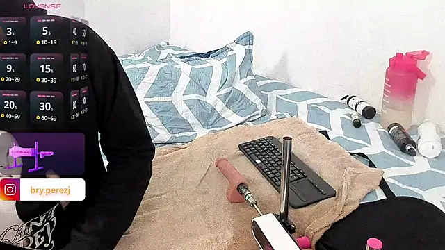 bryXonStorm – Kamerová šou