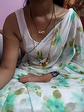 Rosely-rosely live XXX chat