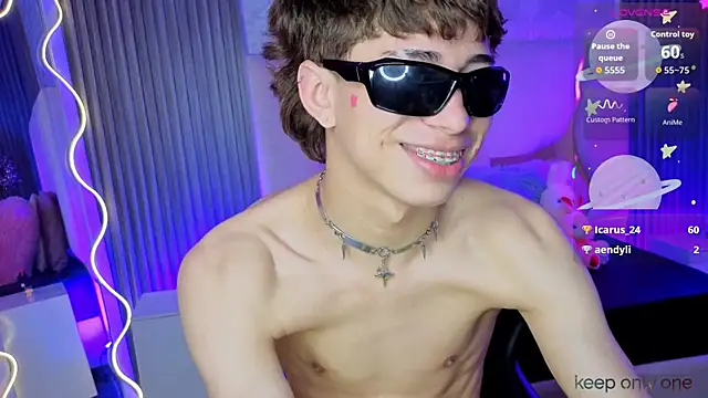 kaelwolf_tay's Webcam Show