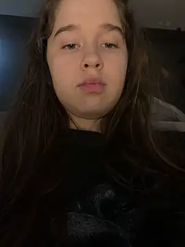 عرض كام HornyGirlH