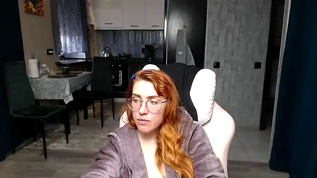 Reginasmilee: απευθείας συνομιλία ΧΧΧ