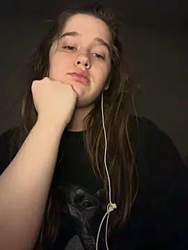 HornyGirlH Live XXX Chat