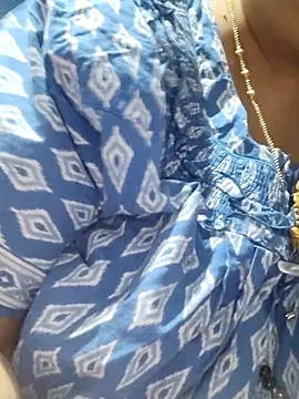 tamilthanushri Live XXX-chat