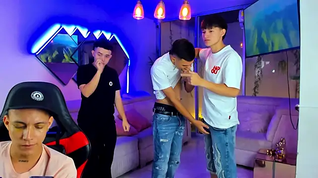 Houseofwarrios Webcamshow