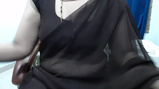sunitha-3's Live XXX Chat