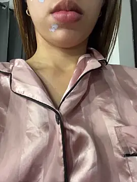 Aaliyah_Salma Live XXX-Chat