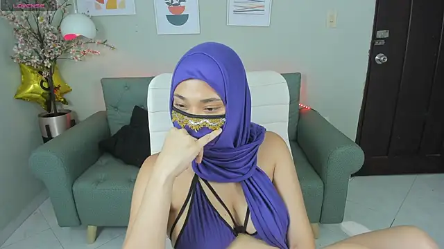 Pokazy przed kamerką  – Alana_abad