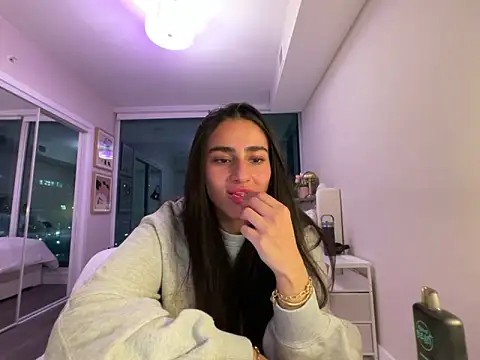 silkygemm – Live XXX-chat