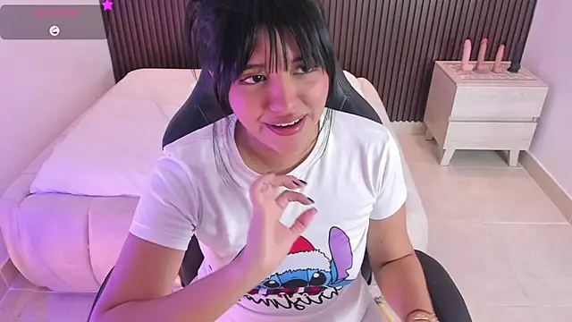 แชท XXX สดของ MILLYEVANS1