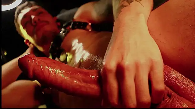 دردشة deaconfenix الجنسية المباشرة