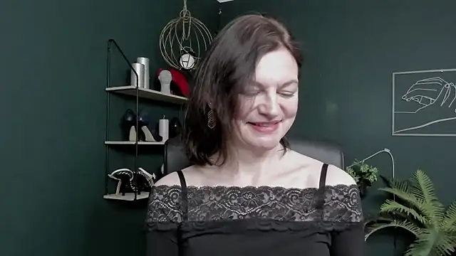 VivianWILD 即時 XXX 聊天