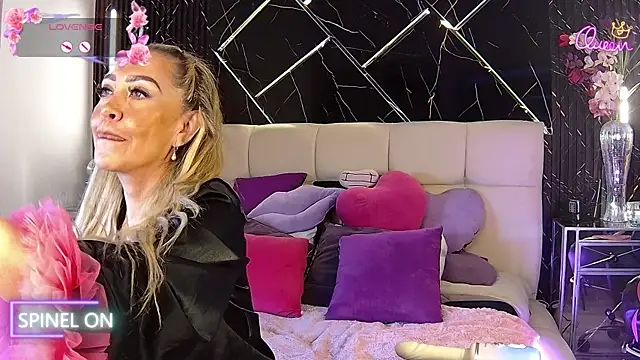 EvelinaGrey 即時 XXX 聊天