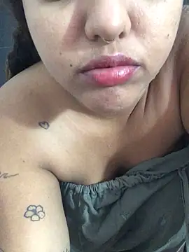 Czat XXX na żywo – Anitta_bell