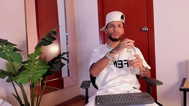 Thiagoferreti live XXX chat