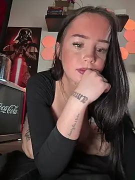 LorenaAmiraa Webcam-Show