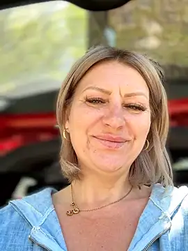 Chat XXX en directo de Milena-MilfaXXX