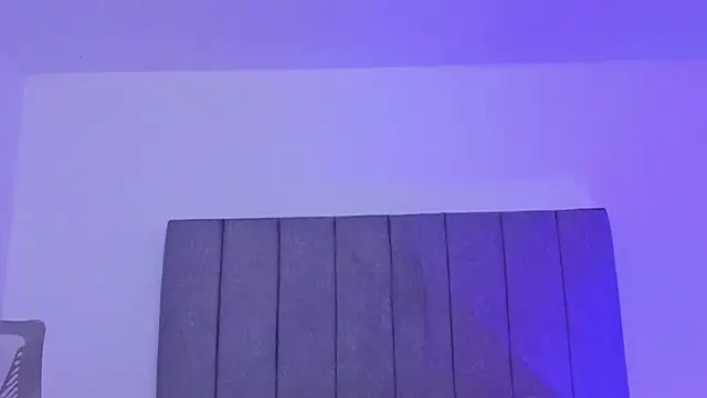 Adonys_Lewis_ Obrolan Langsung XXX