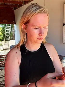 Ellie-roseen Live XXX chat