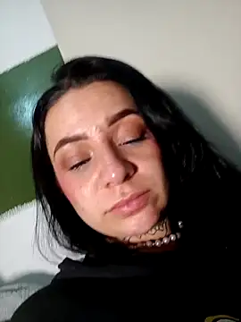 Kollontai Pertunjukan Webcam