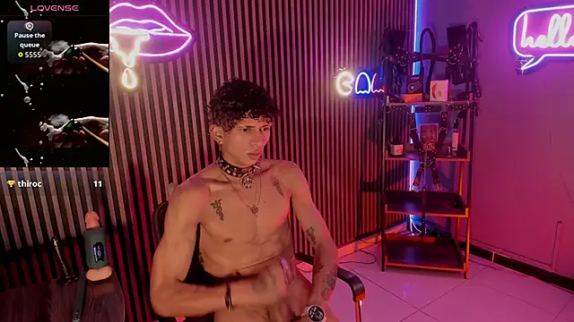 Maximoking26 webkamerás műsora