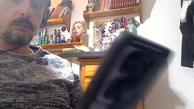 دردشة pareja_erotik الجنسية المباشرة