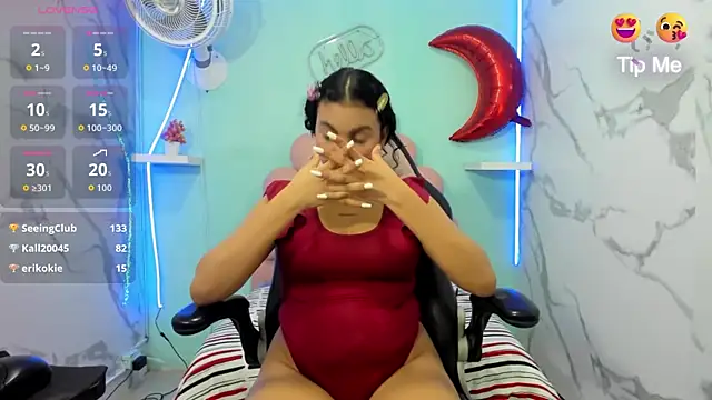 แชท XXX สดของ valeria_martinez19