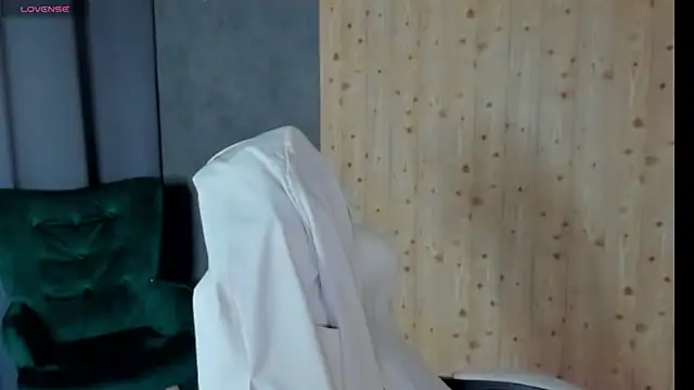 Živý XXX chat LeticiaRomano