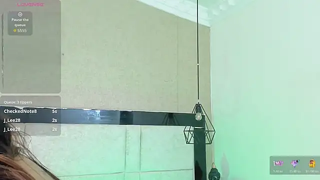 kimCosseyy 现场XXX聊天