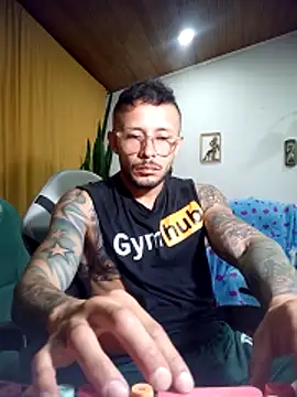 Show modela sebastian_horny na web-kameri