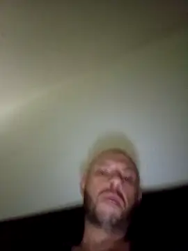 Guitccch Chat XXX live