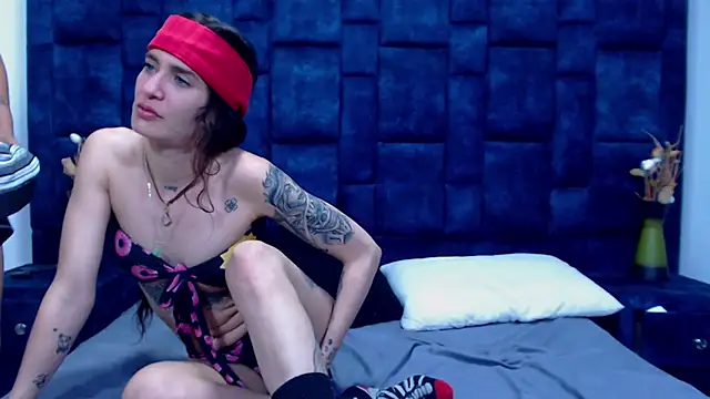 GroupNoLimitsn Live XXX chat