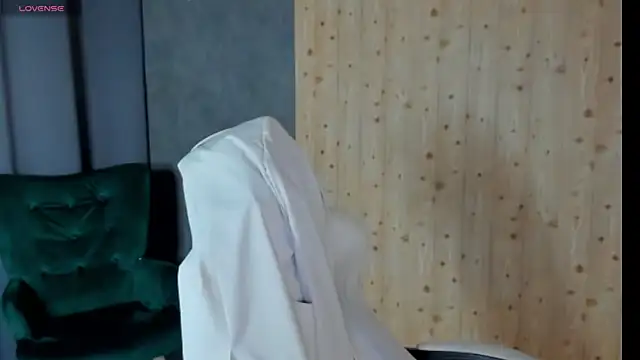 LeticiaRomano 现场XXX聊天