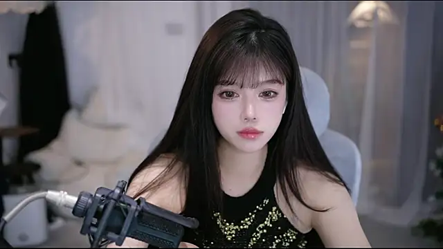 Cecily élő XXX-chatje