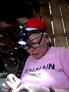 Agnes-baby Adlı Modelin Canlı XXX Sohbeti