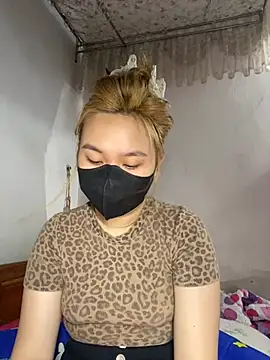 XXX chat uživo modela Almira6868