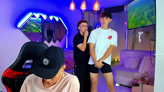 Houseofwarrios Pertunjukan Webcam