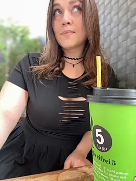 แชท XXX สดของ CrazyTori