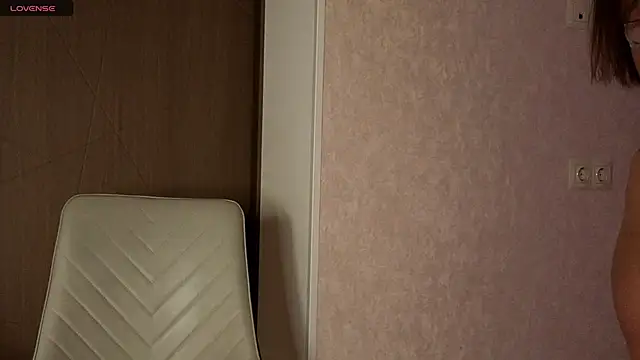 NoFace_Model: απευθείας συνομιλία ΧΧΧ