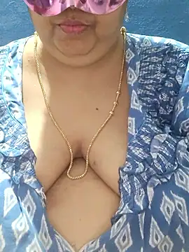 tamilthanushri live XXX chat