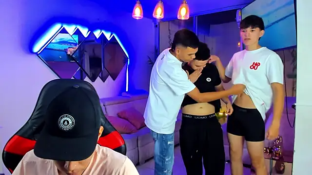 Houseofwarrios Show Webcam