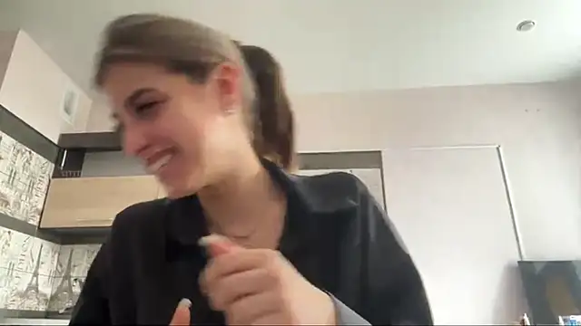 Rossy_DE's Live XXX Chat