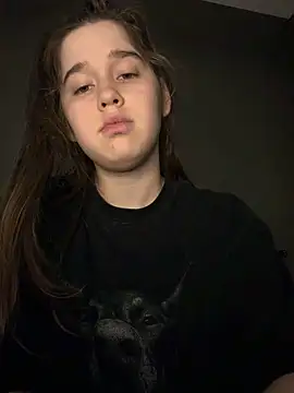 HornyGirlH's Live XXX Chat