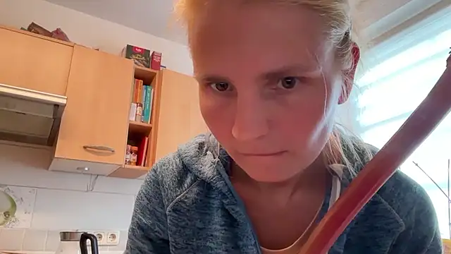 s-te-fan-i live XXX chat