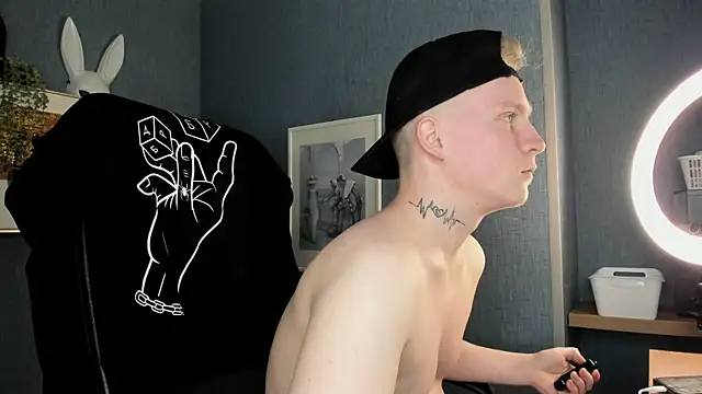 AlexxSweet 在線直播表演