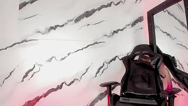 isabellarouse01's Webcam Show