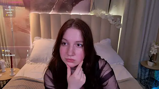 Chat +18 de Elisabeth_Binder ao vivo