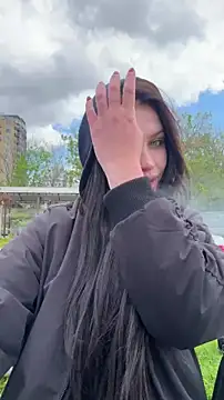 XXX chat uživo modela KikiWatson